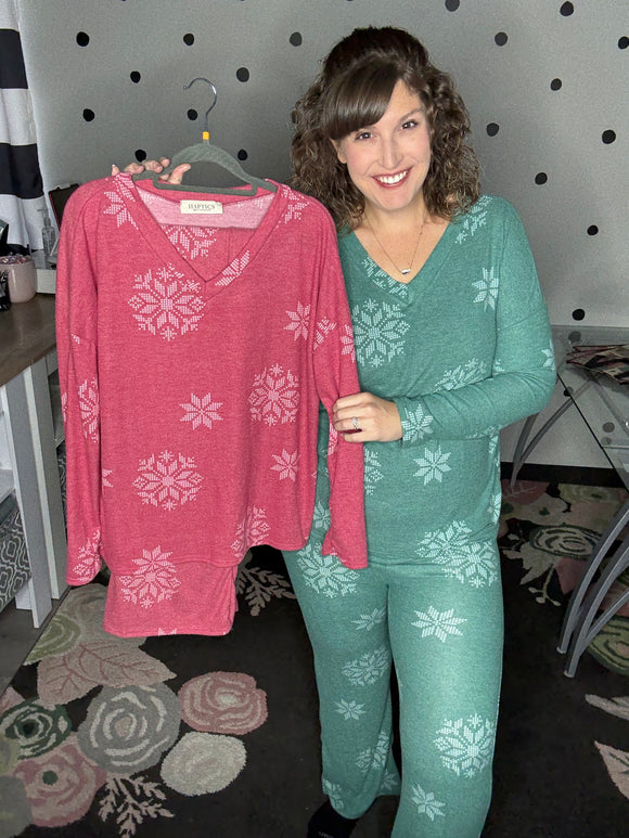 Holiday Snowflake Pajama Set